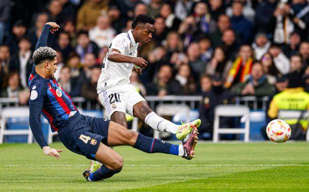 开云登录网址入口-安帅：巴萨今晚不配赢球 哈维：不满意场面满意结果