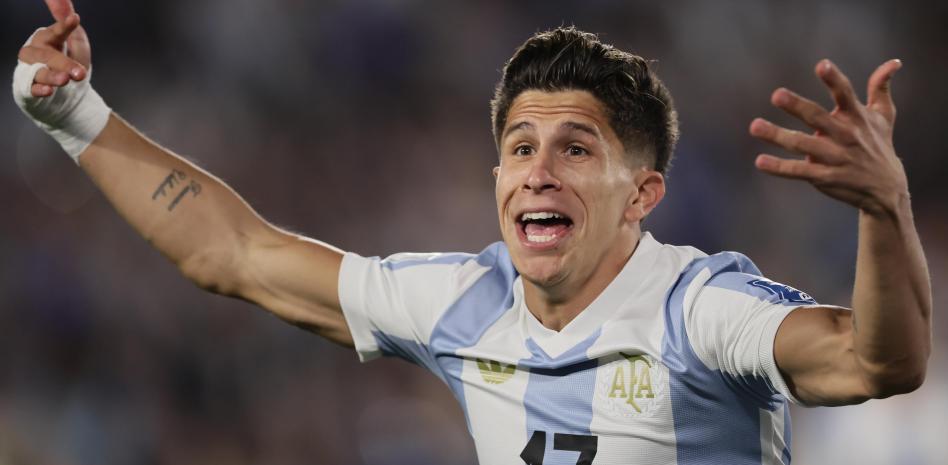 开云网站-朱利亚诺-西蒙尼：梅西是史上最佳，每天看他训练都眼前一亮