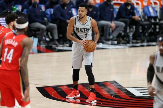 开云线上入口-时隔8周CJ重返赛场 开拓者恐怖双枪季后赛上线？